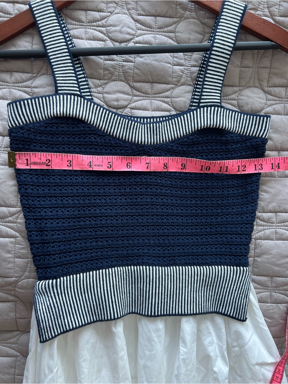 MOON RIVER Navy and Off White Knit Top Midi Dress - Picture 12 of 16